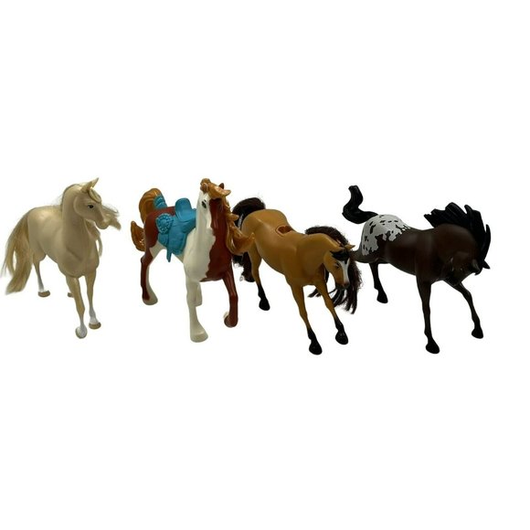 Toy Plastic Horses Lot of 4 Plastic Western Pretend Play Horses Blonde Brown - Picture 2 of 11
